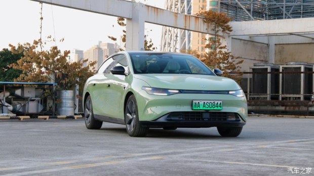 零跑c01增程和纯电驾驶质感,试驾零跑c01纯电最新落地价