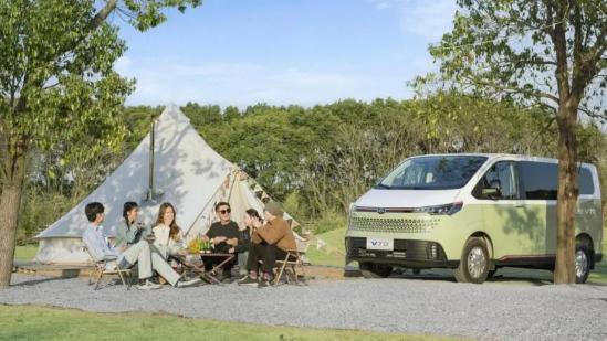 maxusv70新款试驾视频,上汽大通maxusv70多少钱