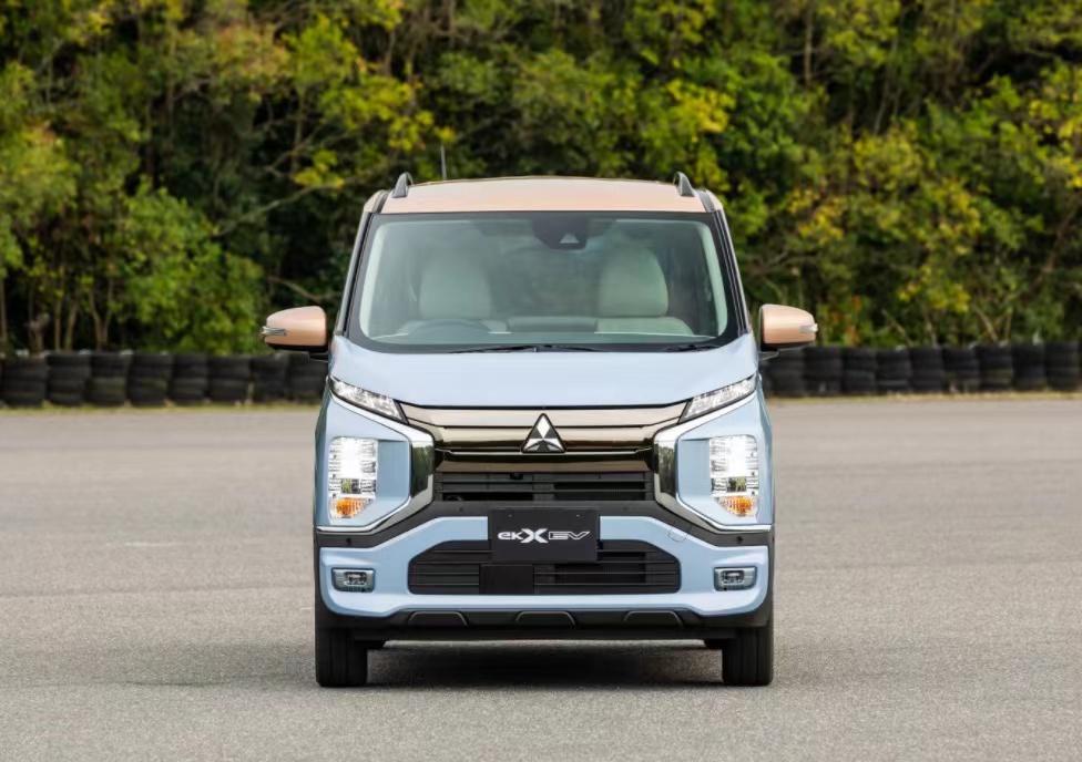 三菱ekx混动上市时间,10万左右的三菱即将上线suv