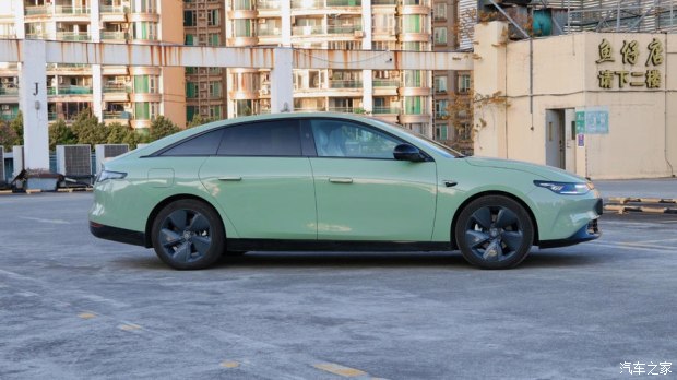 试驾零跑c01增程版,暴力试驾零跑c01四驱性能版