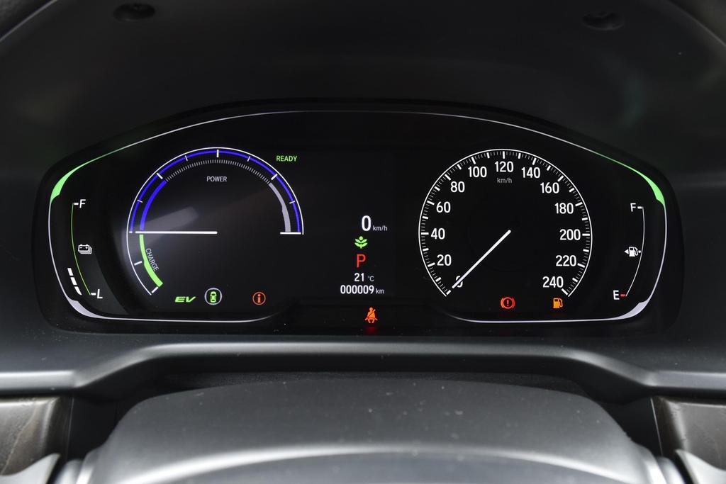 英仕派精致版2022款功能操作,英仕派2022款精致版落地多少