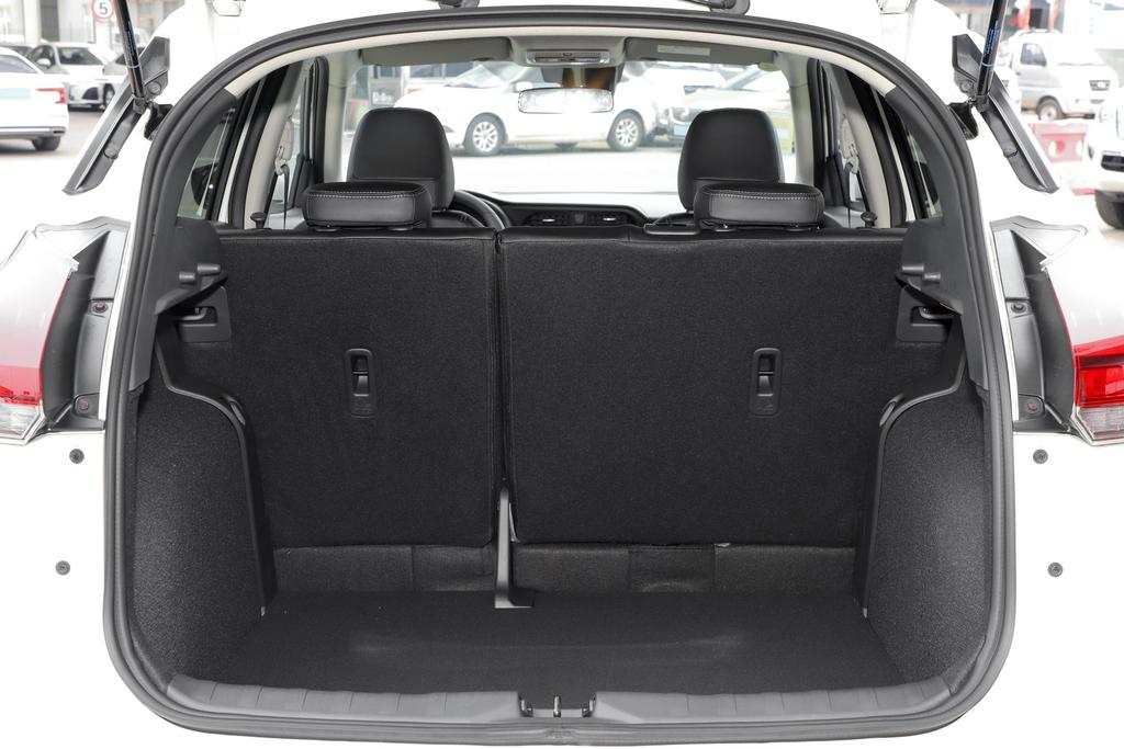 年轻人爱上劲客的三个理由,劲客是年轻小伙们的选择