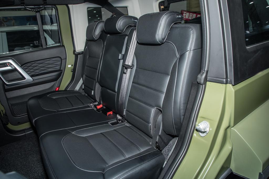 北京bj40新款2022款柴油版怎么样,bj40提车几天电池就没电