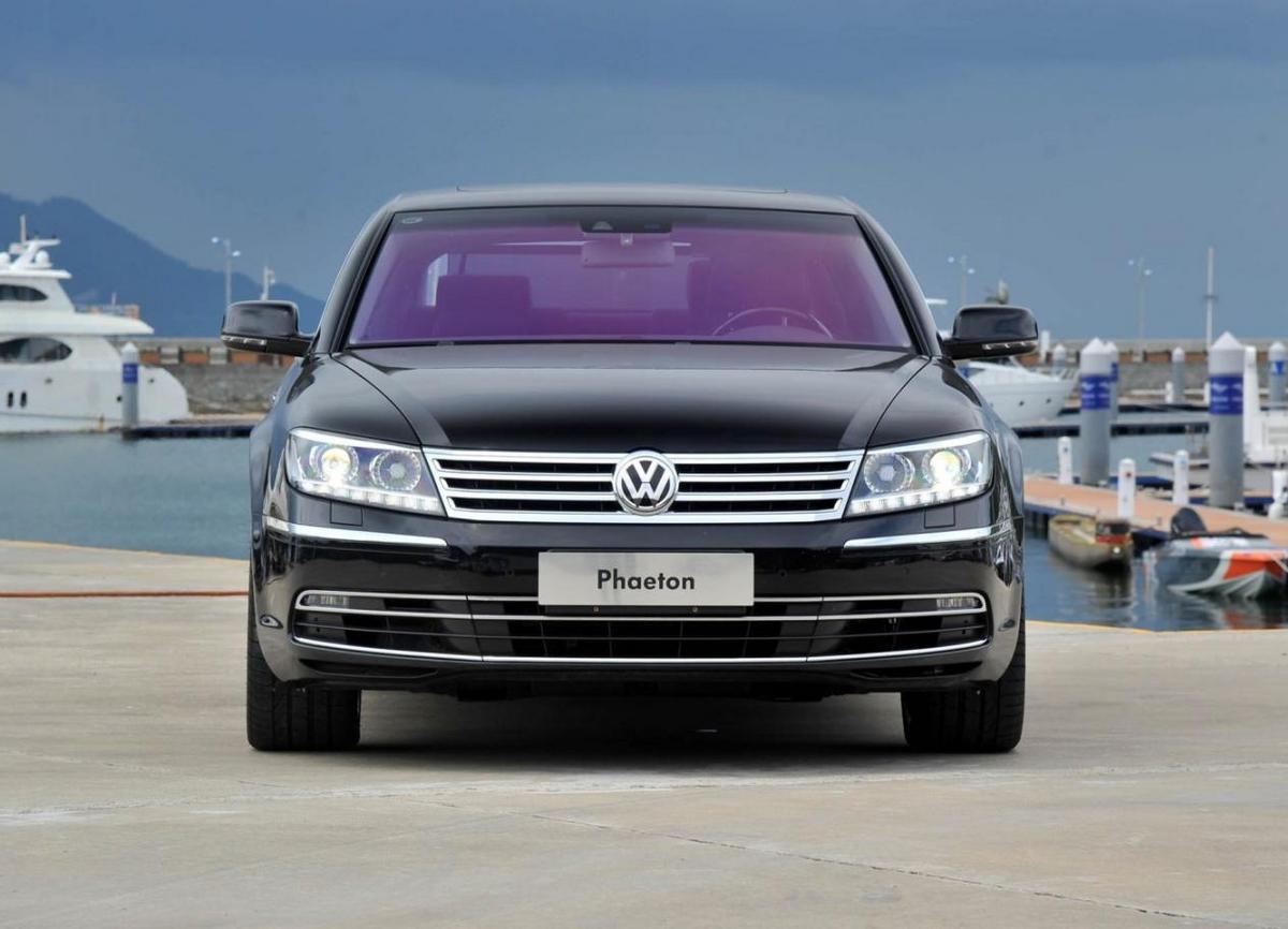 辉腾2015款4.2l奢享版二手车,辉腾2015款4.2l奢享版