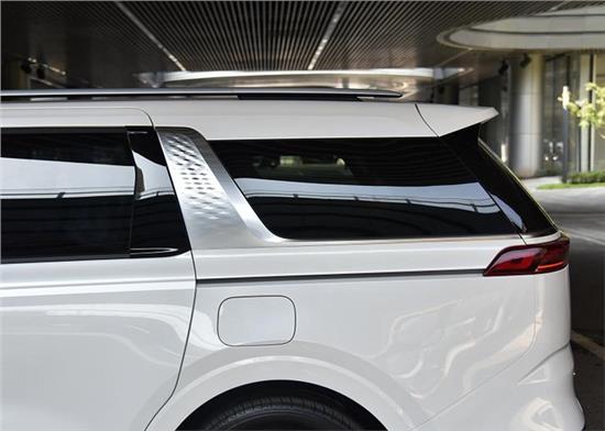 第四代嘉华性价比超高的家用mpv,起亚四代嘉华mpv