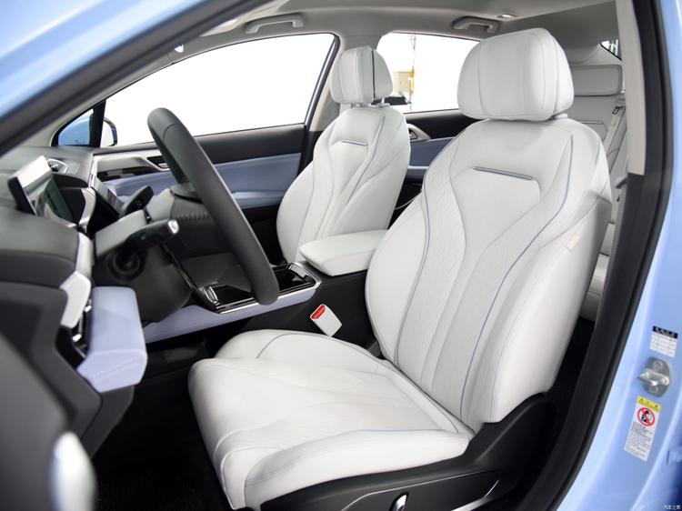 2021小鹏p5和2024款p5区别,小鹏新p5跟老p5区别