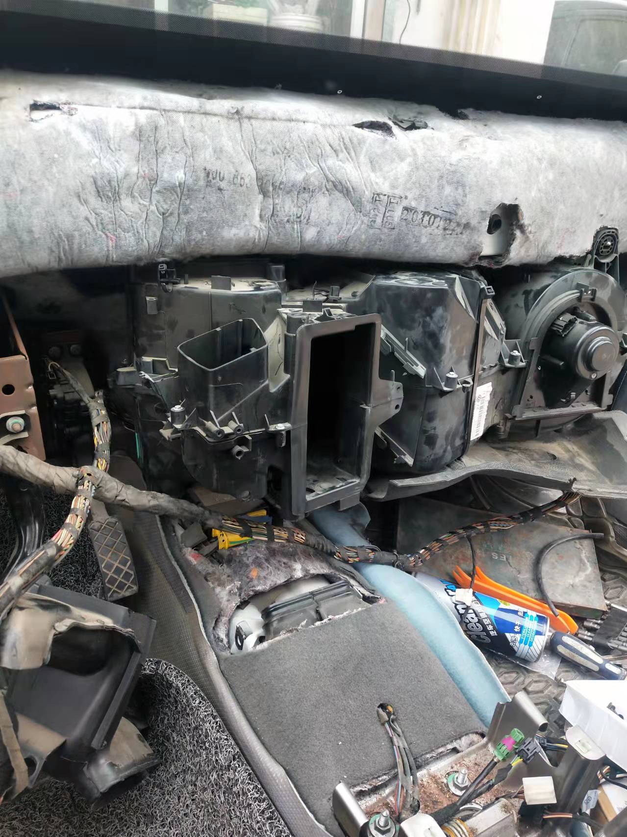 宝来暖风水箱拆卸视频,宝来清洗暖风水箱