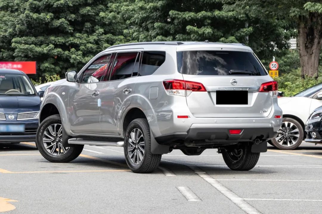 不超20万预算最好的越野车四驱,专为越野打造的硬派越野车