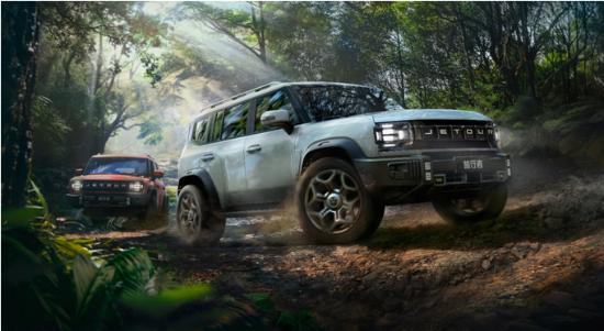 旅行者和坦克300实战越野对比,1000到2000入门级公路越野推荐