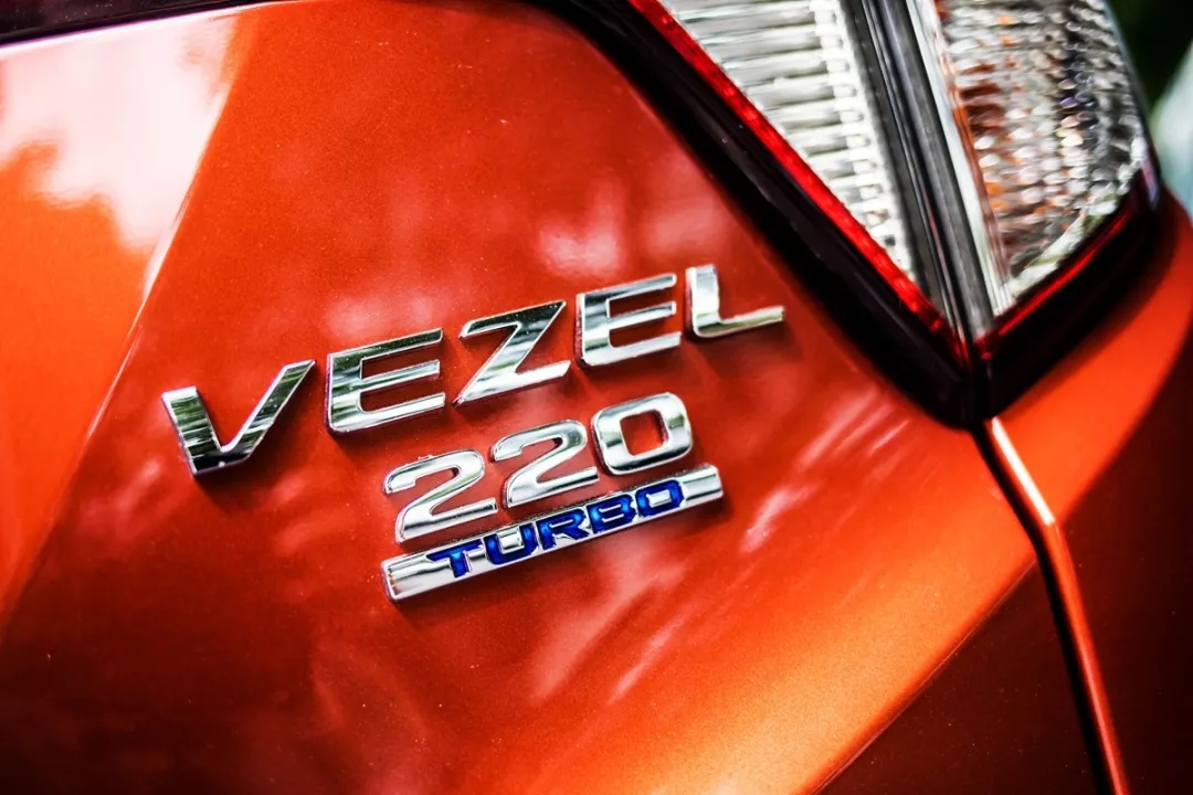 本田缤智1.5l极速测试,本田缤智220turbo豪华版车内介绍