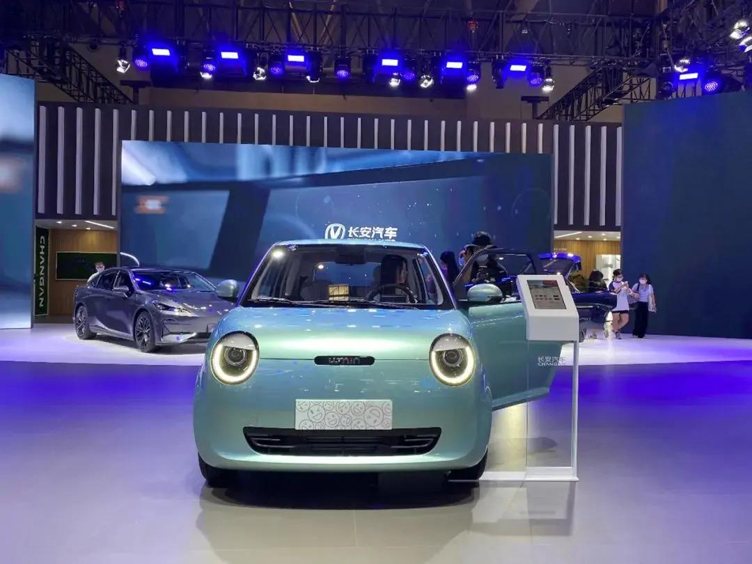 试驾长安Lumin糯玉米，谁说微电车都是粗糙和廉价？