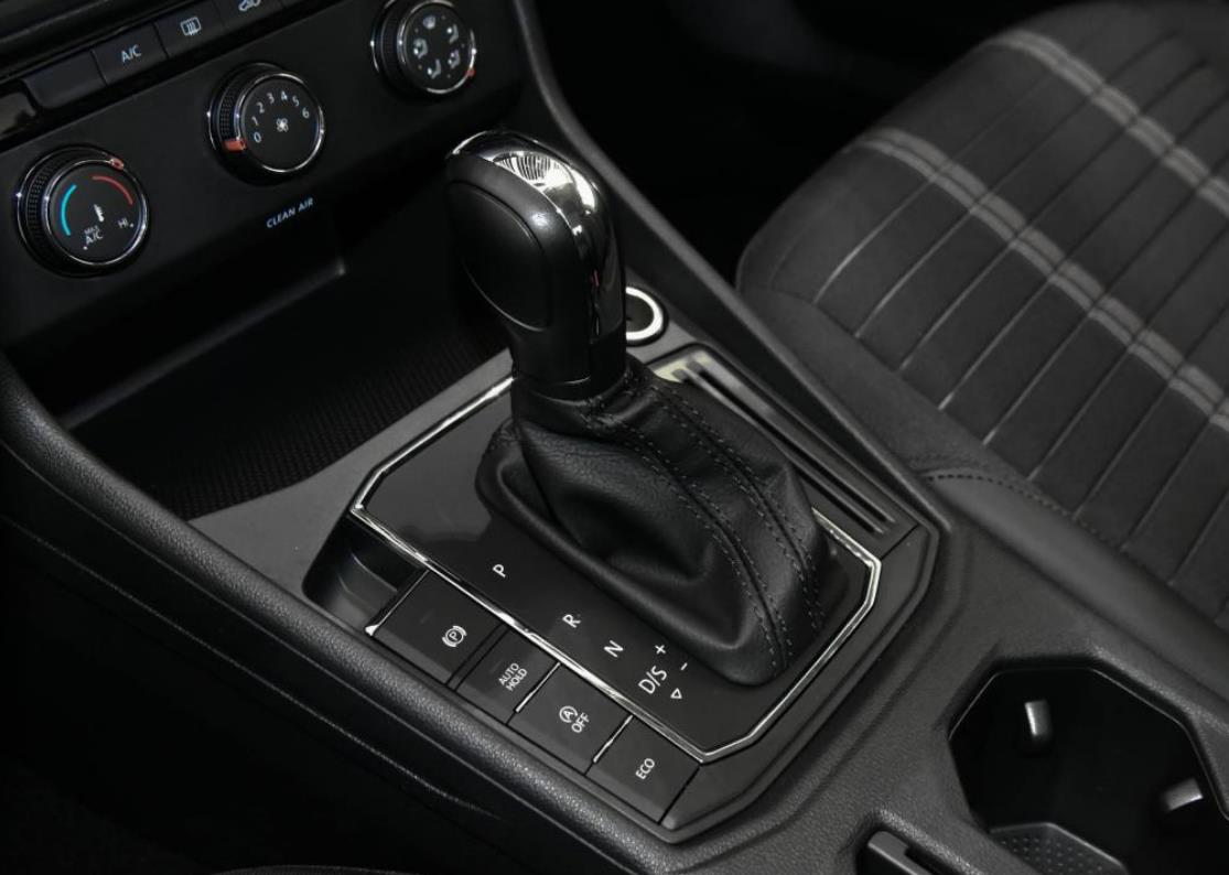 沉浸式体验19款大众朗逸最高配,低配1.4t新一代朗逸试驾