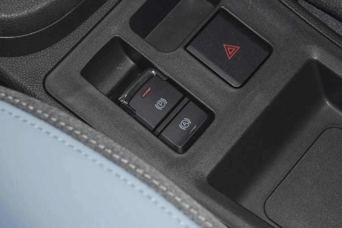 5万新能源汽车推荐奇瑞小蚂蚁,奇瑞小蚂蚁这车开着怎么样