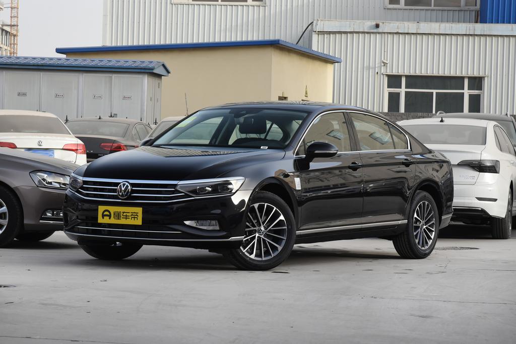 湖北武汉迈腾330豪华落地价,武汉迈腾降价清库存