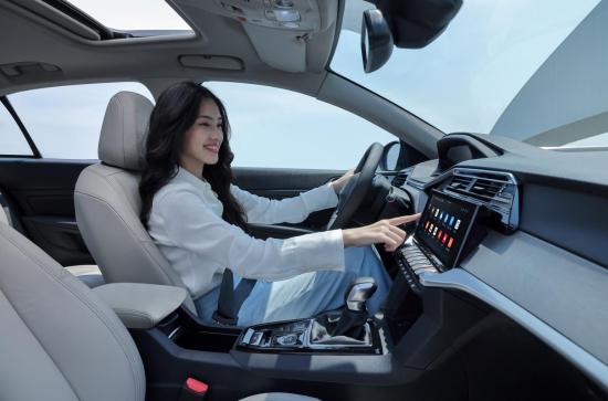 超长5年0息超低3成首付“家轿卷王”