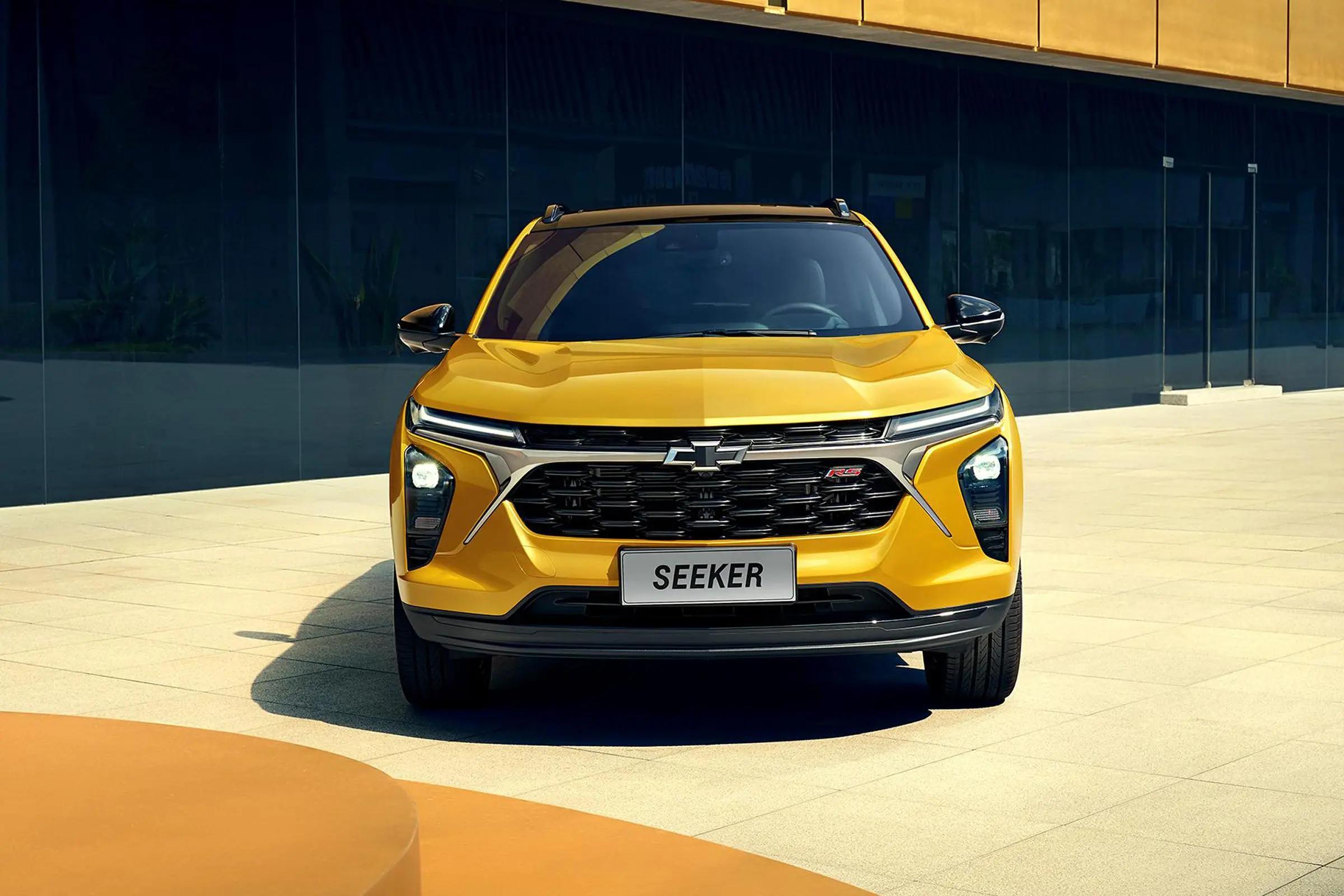 雪佛兰科迈罗2023有哪几个款式,雪佛兰星迈罗redline曜黑威蜂版