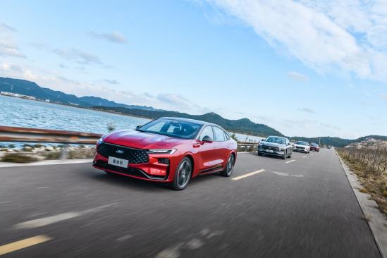 2013款蒙迪欧旗舰版功能详解,广东19福特蒙迪欧2.0旗舰版