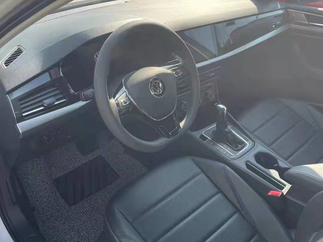 家庭的第一辆车，优惠2.2万喜提1.4T朗逸，全款14万多，油耗6L