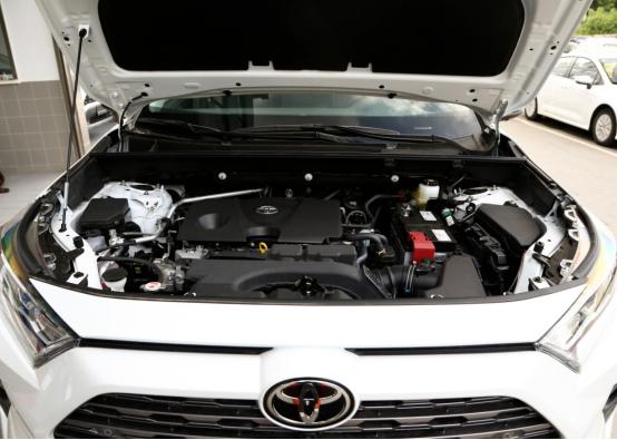 2011年丰田rav4荣放2.4现在值多少钱,2011年丰田rav4荣放二手车2.0油耗