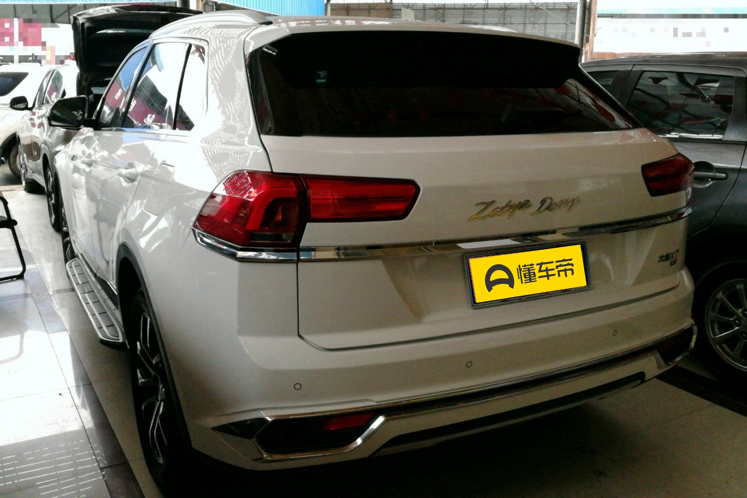 众泰大迈x72018款2.0t自动至尊型,大迈x7的市价