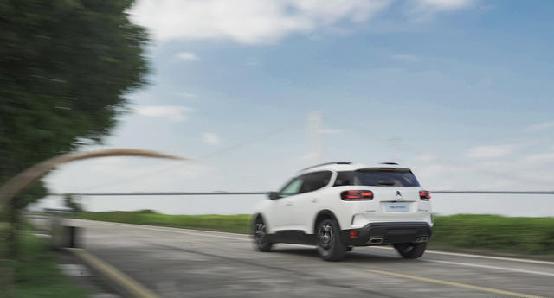 天逸c5aircross和beyond的区别,天逸beyond新老车型对比