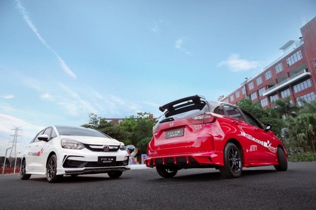 9.68万起，自带运动套件的飞度无限MUGEN版上市