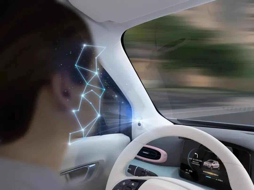 伊兰特和科鲁泽家用代步哪个划算,家用最便宜排量最低代步小车