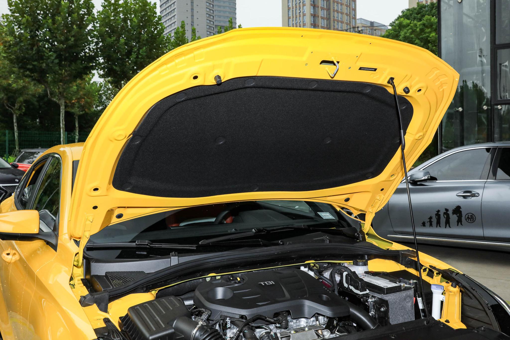 七八万的车推荐名爵5,2022款名爵5自动挡1.5t全款落地价