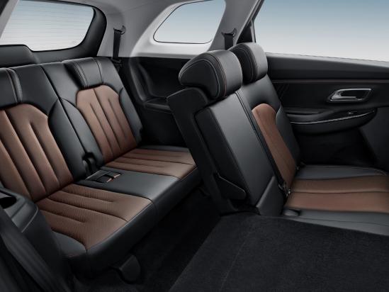 欧尚x7plus七座版副驾驶,二手长安欧尚x7plus7座自动挡