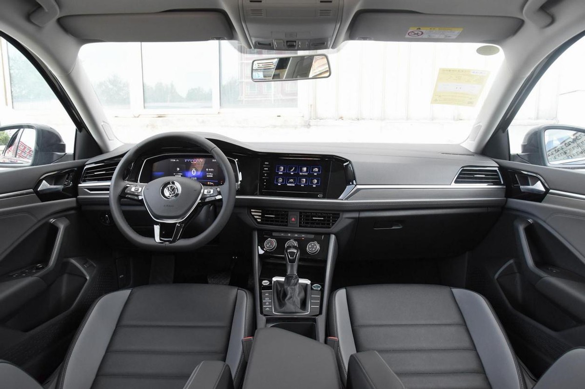 大众速腾1.4t舒适版外观测评,全新大众速腾1.4t中配试驾