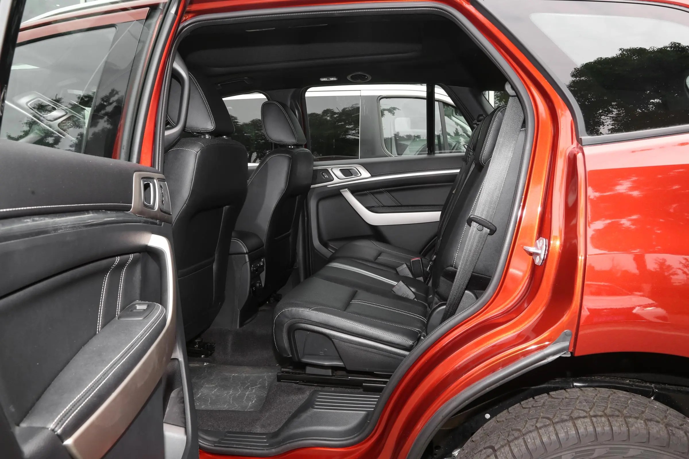 撼路者越野评测视频大全,福特撼路者与城市suv高速对比