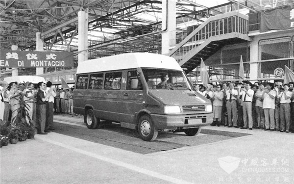 依维柯霸气,经典依维柯