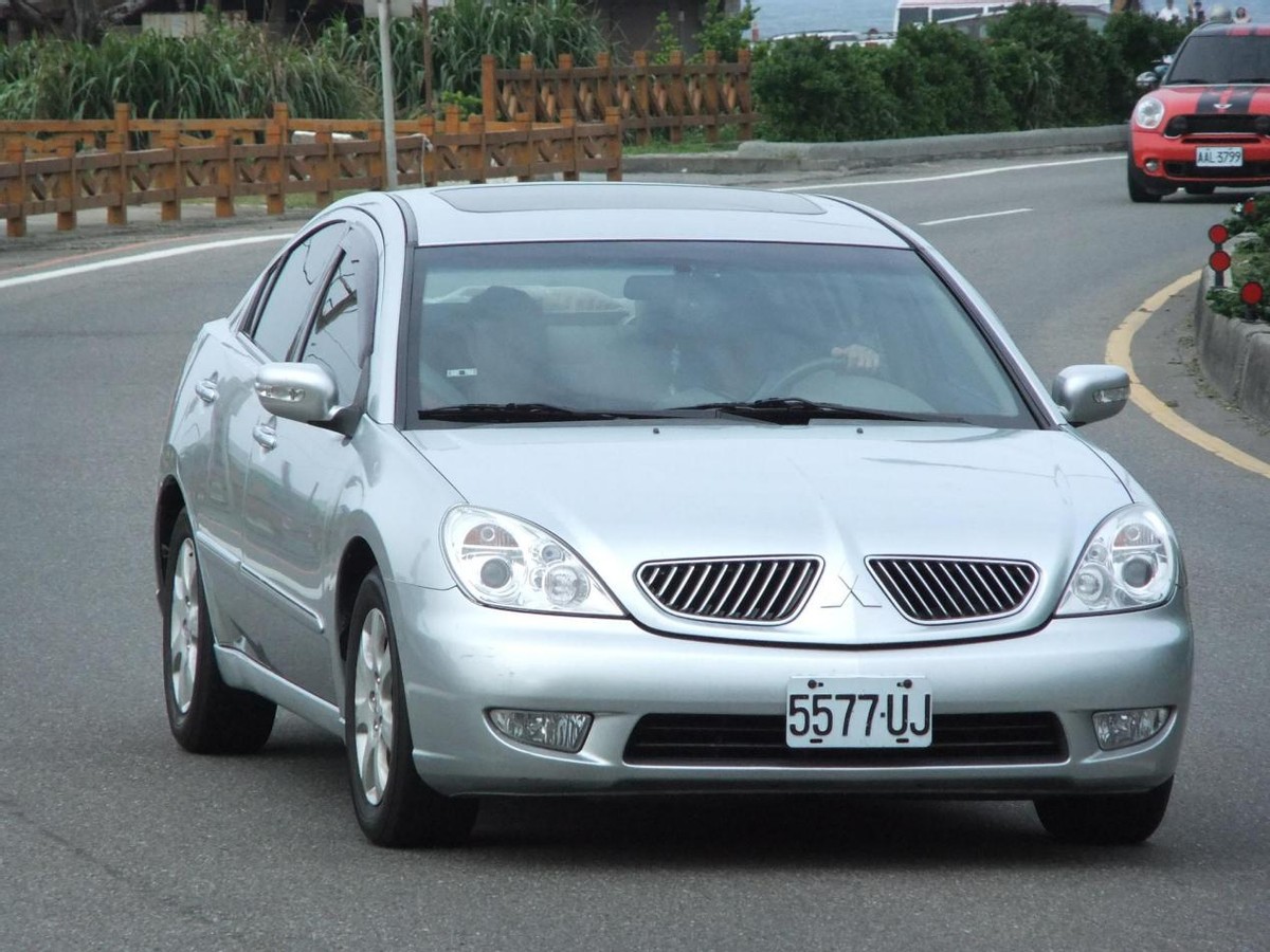 宝岛车事|不可貌相的“鲨鱼头”——三菱第八代戈蓝的那些事