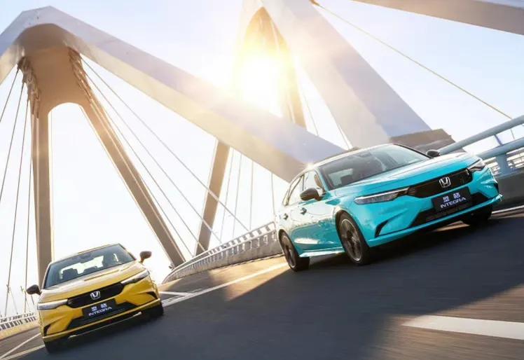 本田型格手动挡2023款二手车,本田型格2023款240TURBO幻夜豪华版