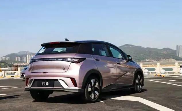 女生买新能源车哪款比较合适,新能源车女生推荐