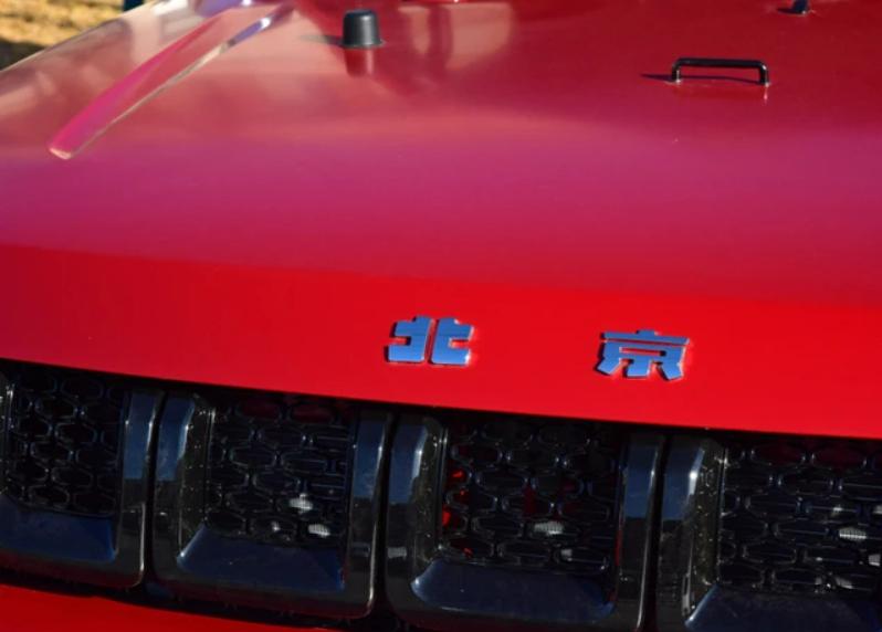 德系bj40,bj40致敬2020版和刀锋英雄版对比