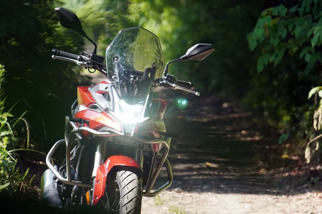 进步很大但是仍然任重道远,进步明显继续努力