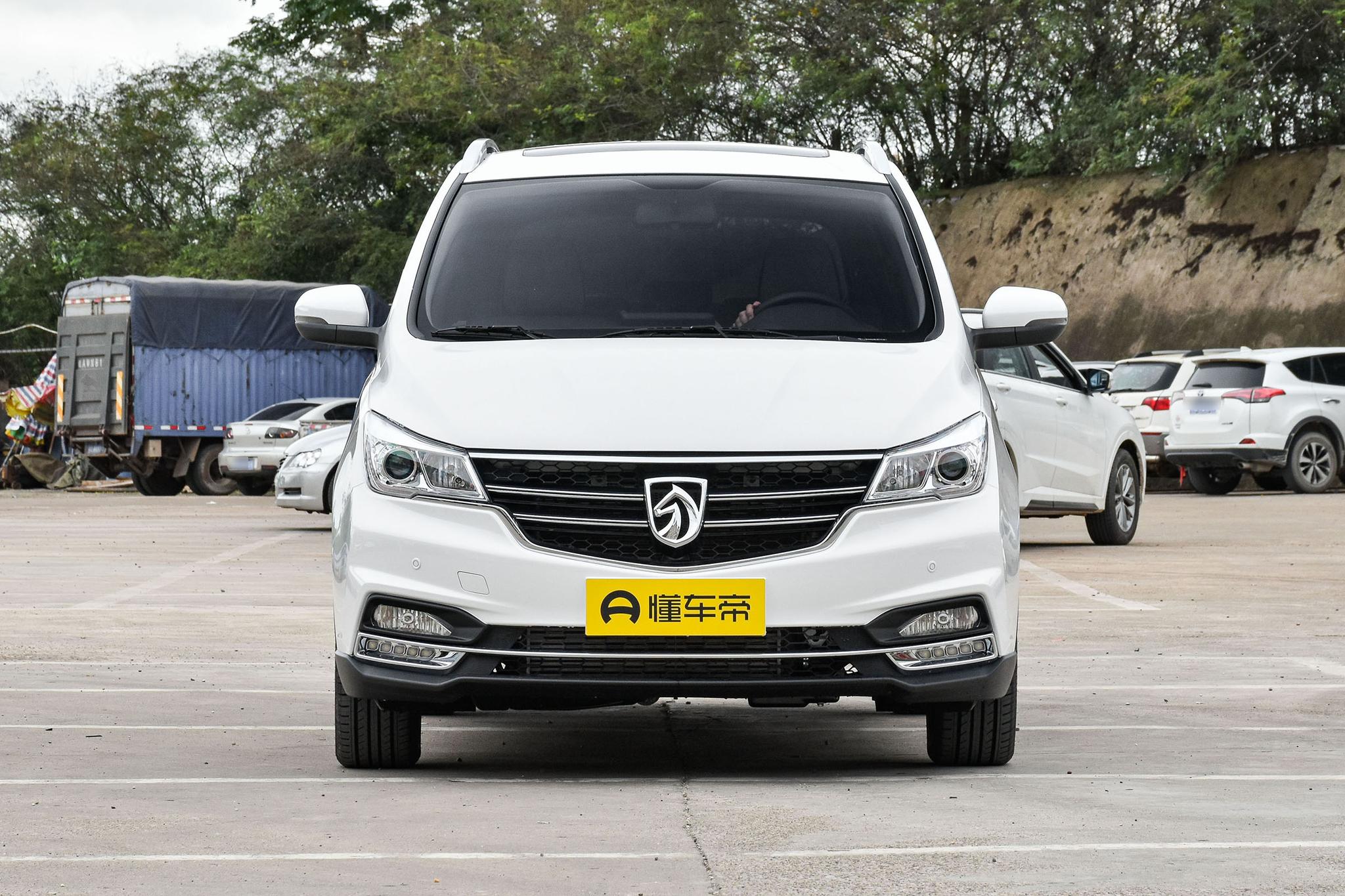 宝骏730手动豪华版测评,宝骏730最值得入手的是哪一款