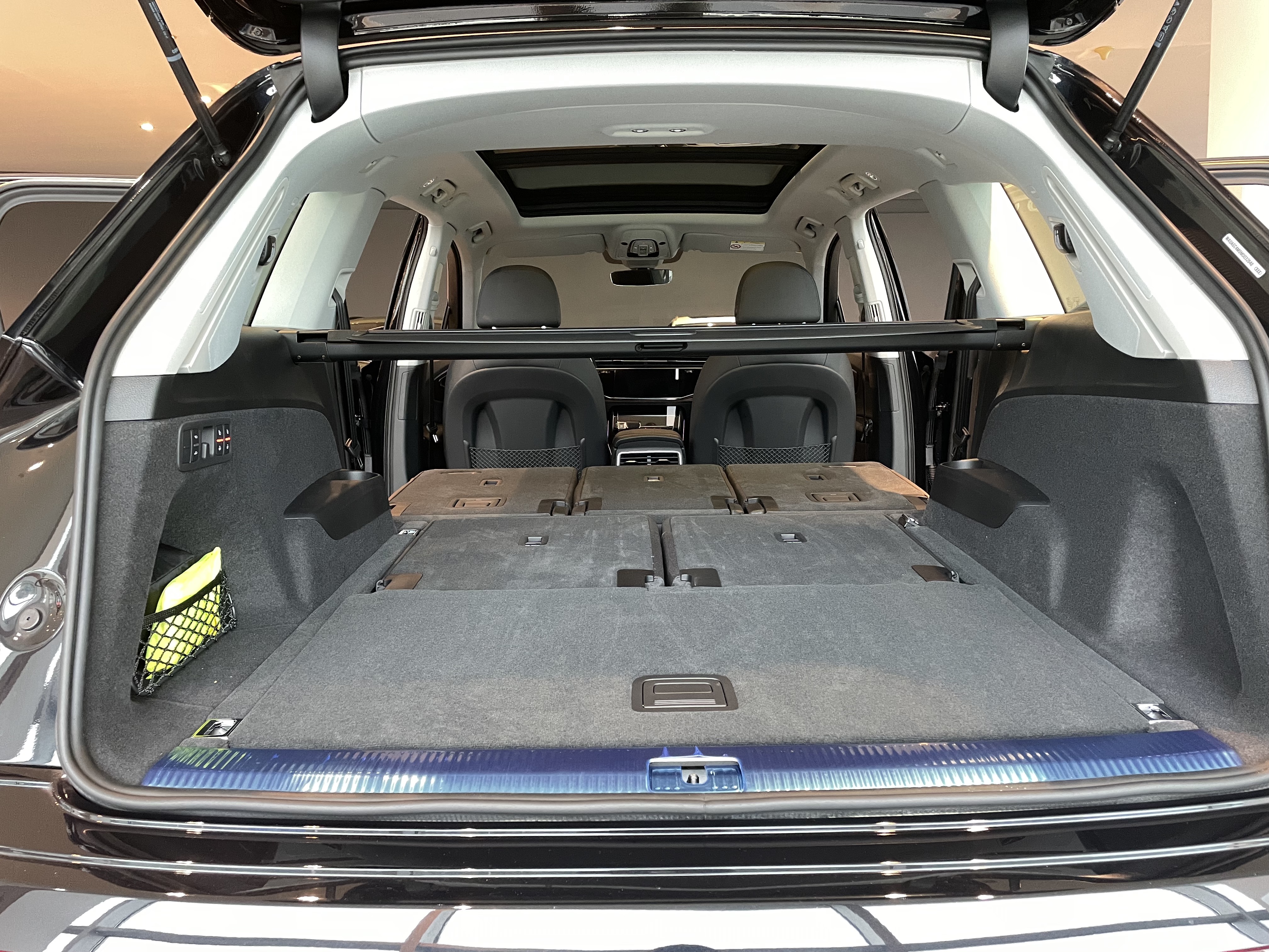 奥迪Q7属于什么级别suv,奥迪q7属于suv还是越野