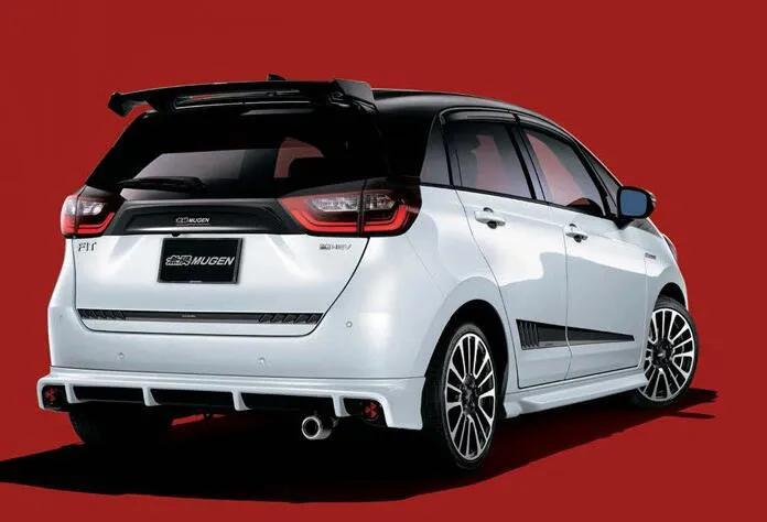 铃木飞度最新款,全新铃木baleno官图