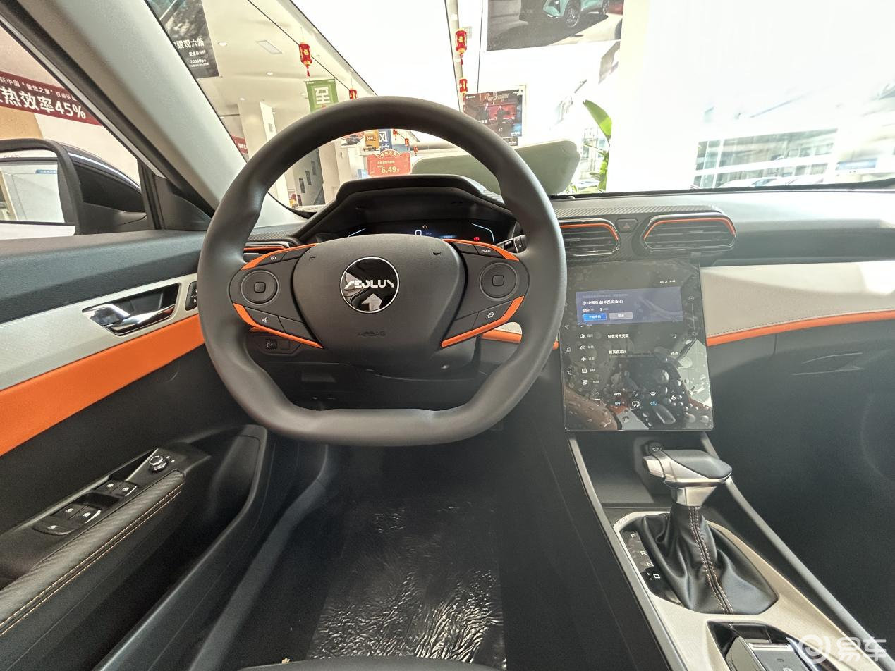 东风风神奕炫2021款后备箱,东风风神奕炫max后备箱