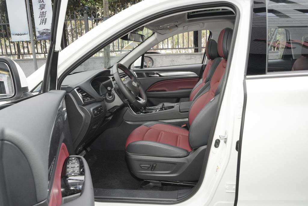 超值礼遇坐拥智能座舱传祺gs4plus,入门即高配传祺gs4plus给你配齐