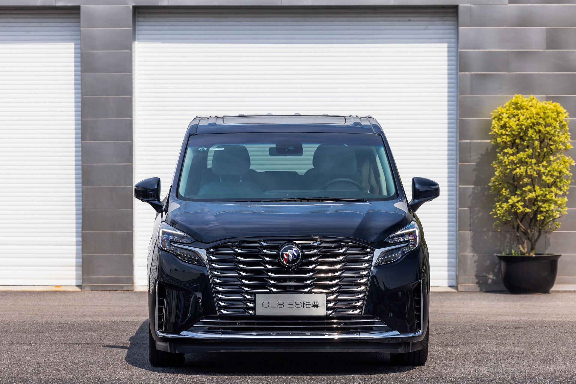 21款别克gl8es陆尊乘坐体验,gl82022款es陆尊深度测评