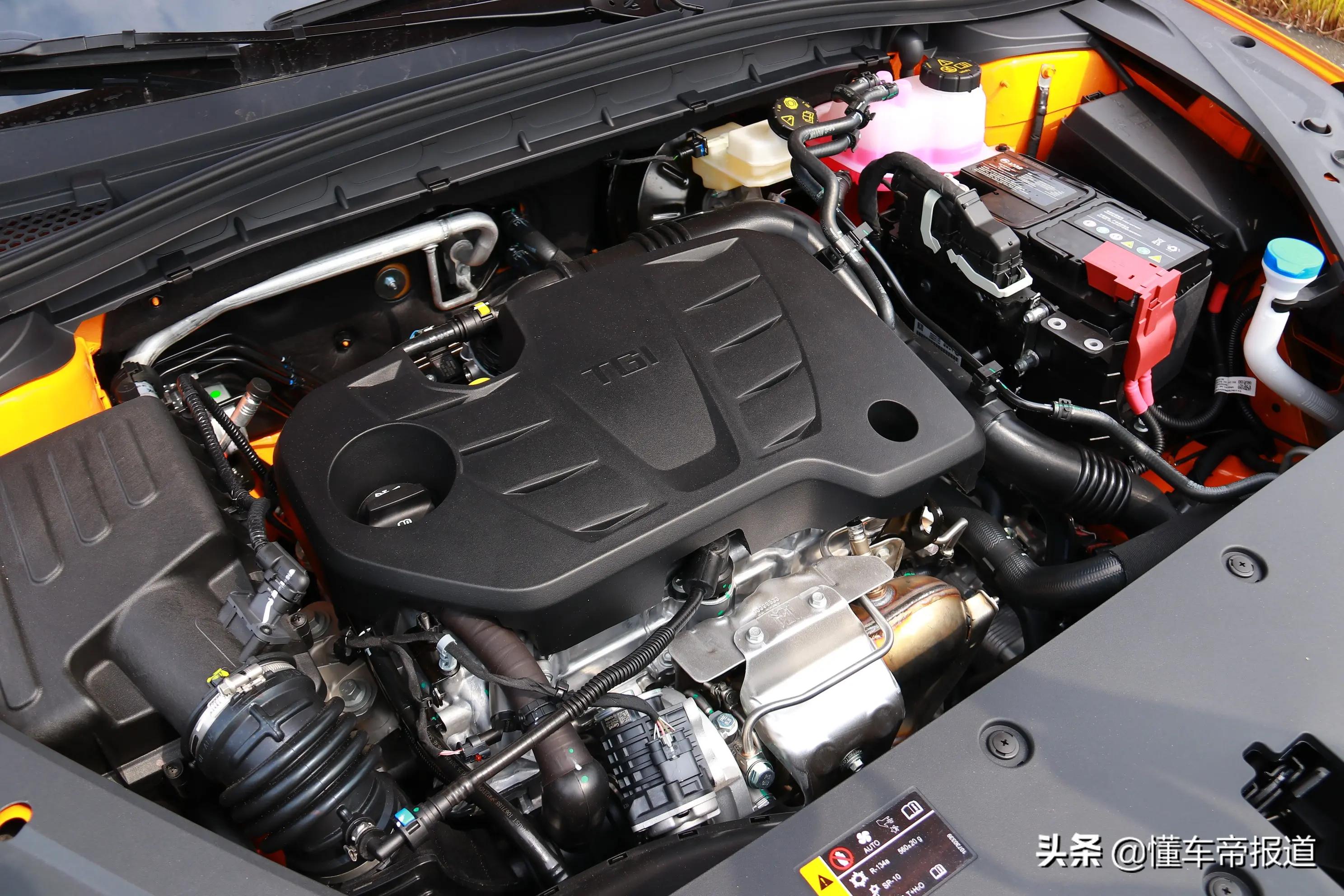 名爵mgone试驾视频,名爵MGone试驾