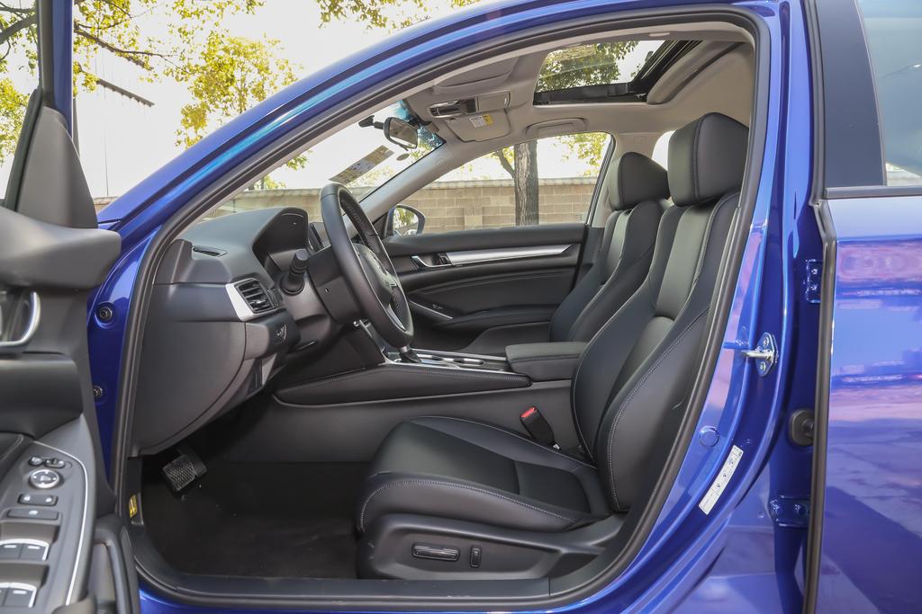 曲靖八代雅阁二手车,曲靖4s店2020雅阁价格表