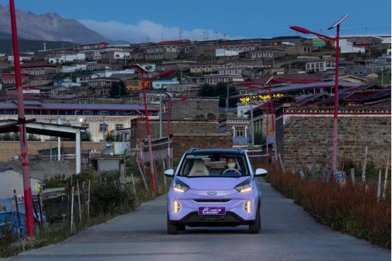 奇瑞QQ“爱的大礼物”六重好礼相送收获快乐和惊喜