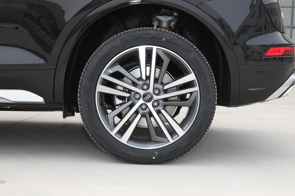 奥迪q5l二手车价格,奥迪q5lsportback和q5l哪个好