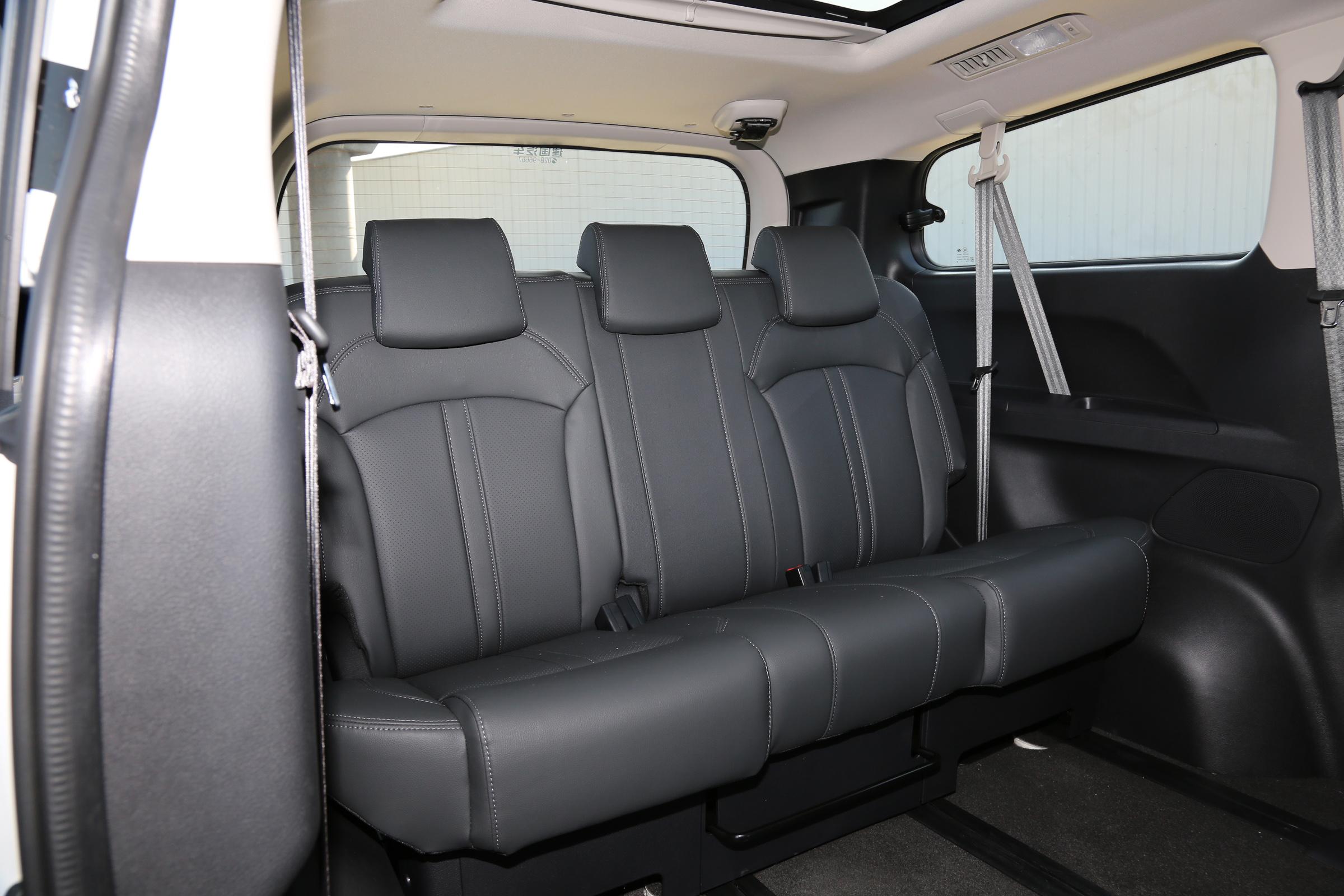 定位家用的mpv,中型mpv是怎样定位的