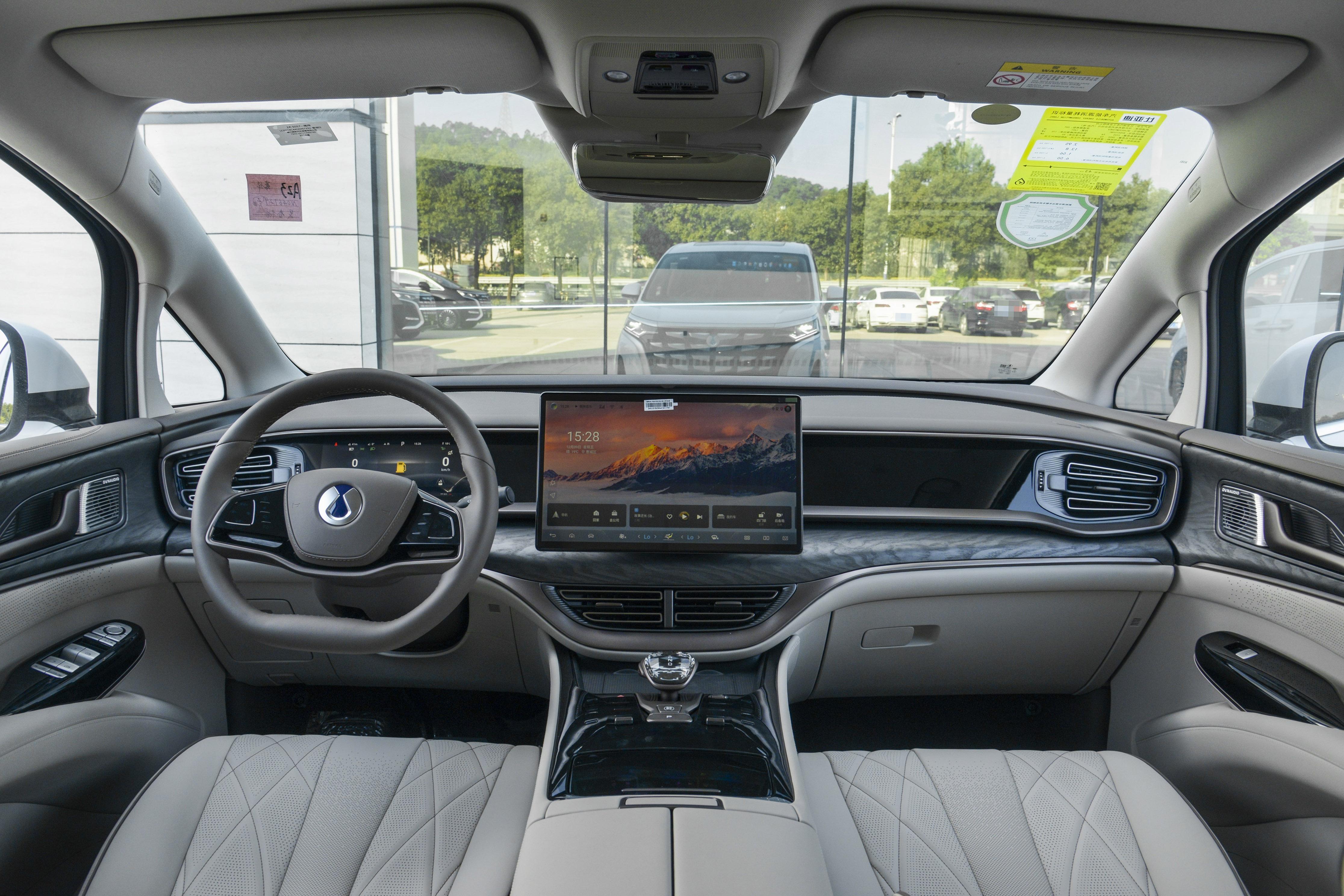 传祺e9对比腾势d9变速箱哪个好,理想l9腾势d9传祺e9怎么选