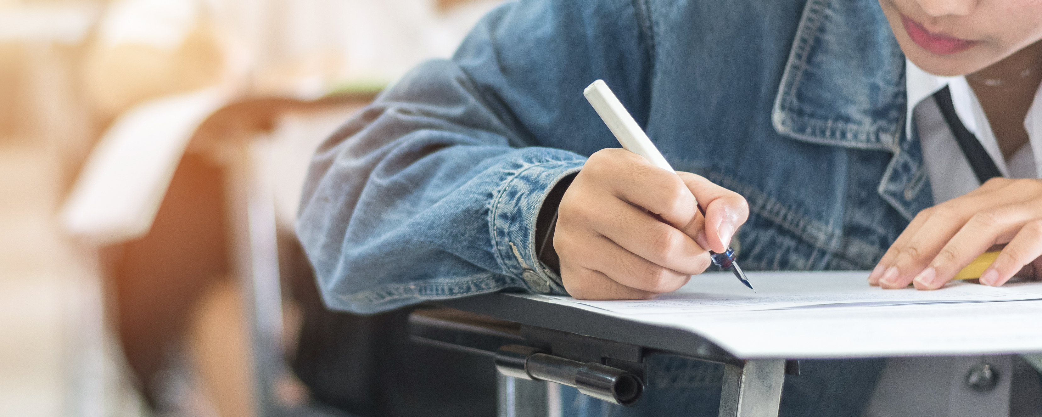 送给足球男孩的礼物梅西,关于梅西最好的传记